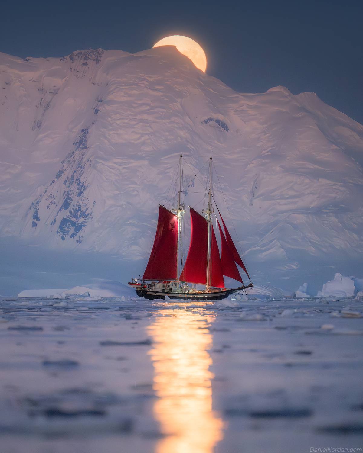 Antarctica, Даниил Коржонов