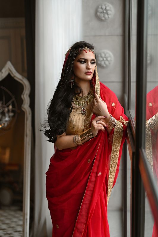 Портрет, Девушка, индия , красный Сабина фото превью