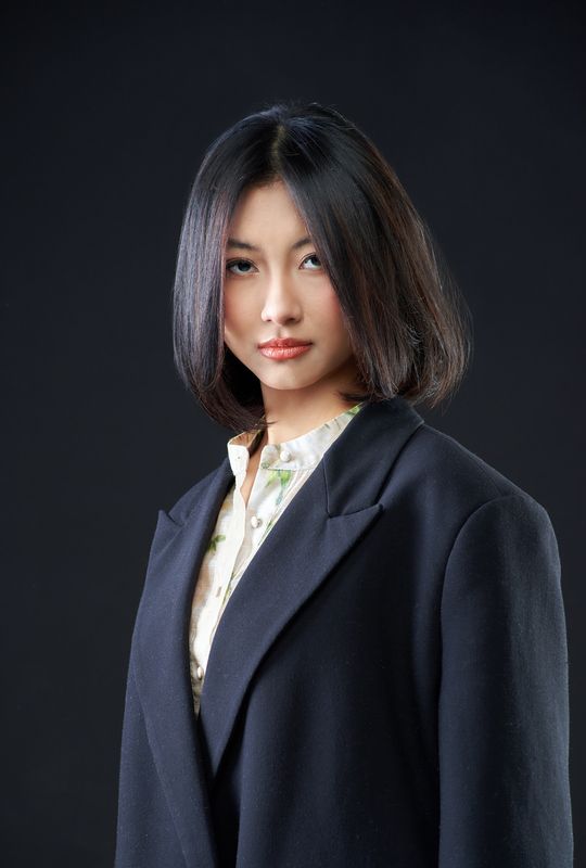 Beautiful girl фото превью