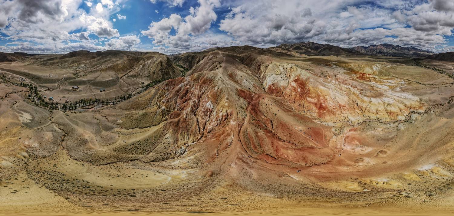 Россия, Горный Алтай, Кош-Агачский район,  Цветные горы Кызыл-Чина, Алтайский Марс, Гаврилов Юрий