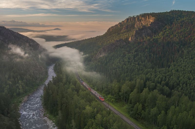 поезд, локомотив, электровоз, горы, лето, рассвет, туман, ермак, айгир, башкирия, башкортостан, пейзаж Photo #120 фото превью
