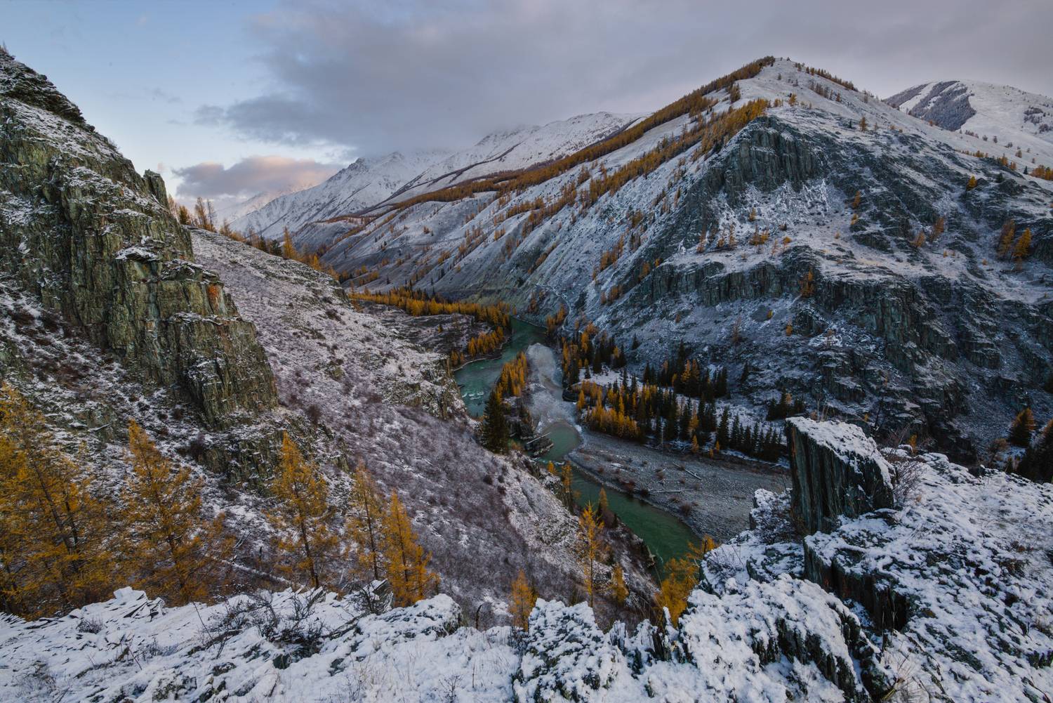 утро снег река пейзаж скалы горы, Мурзинов Виктор