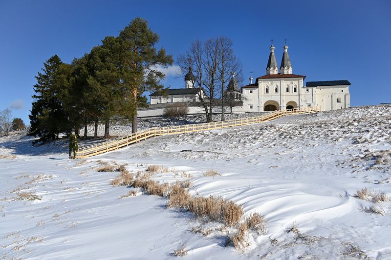 Март в Ферапонтово фото превью