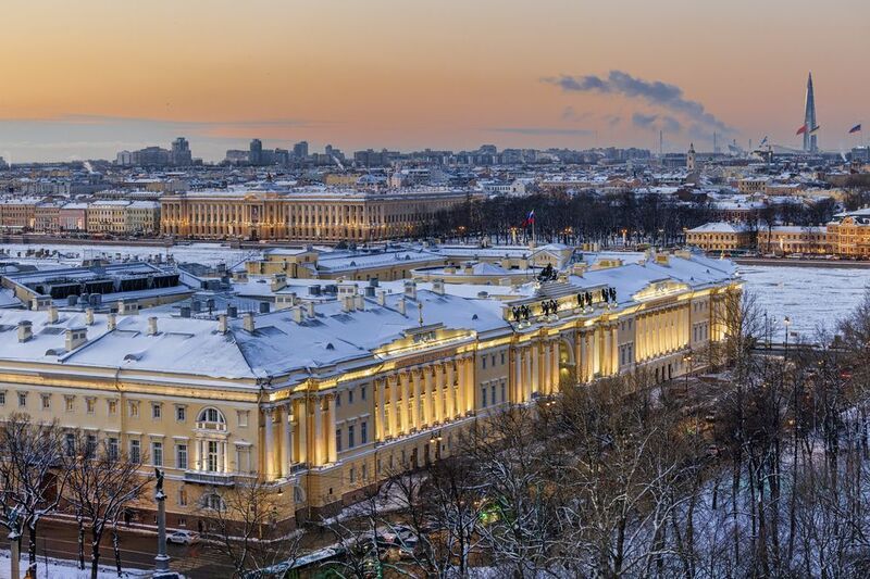 Здание конституционного суда Российской Федерации в Санкт-Петербурге фото превью