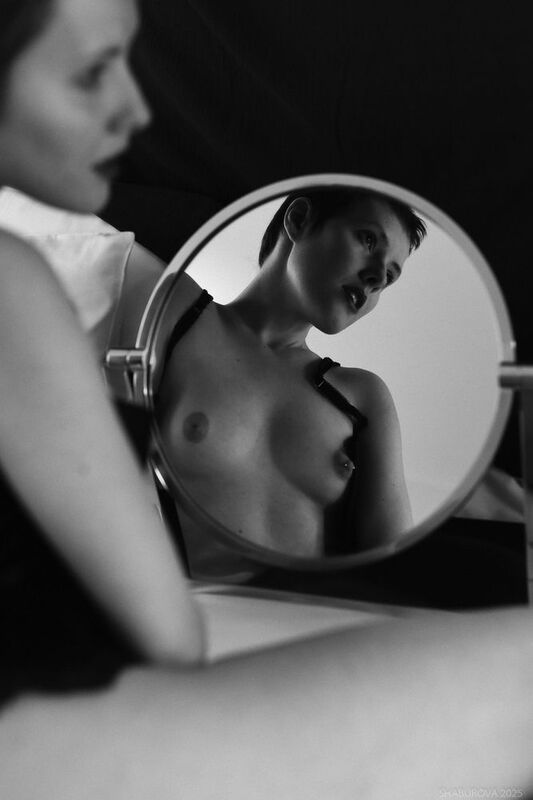 Муза фото превью