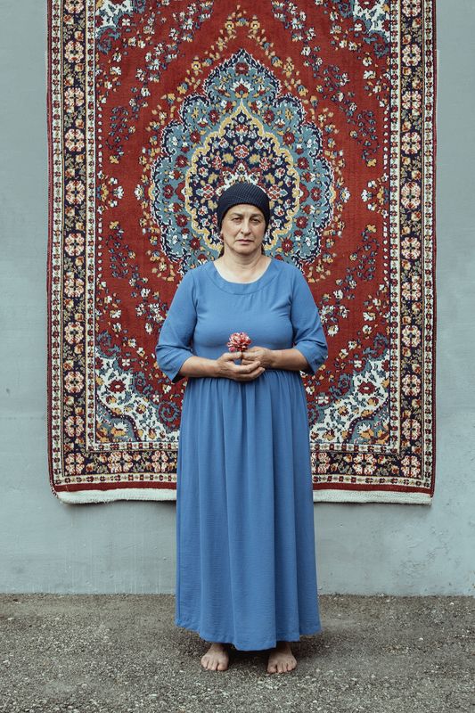 Портрет женщины фото превью