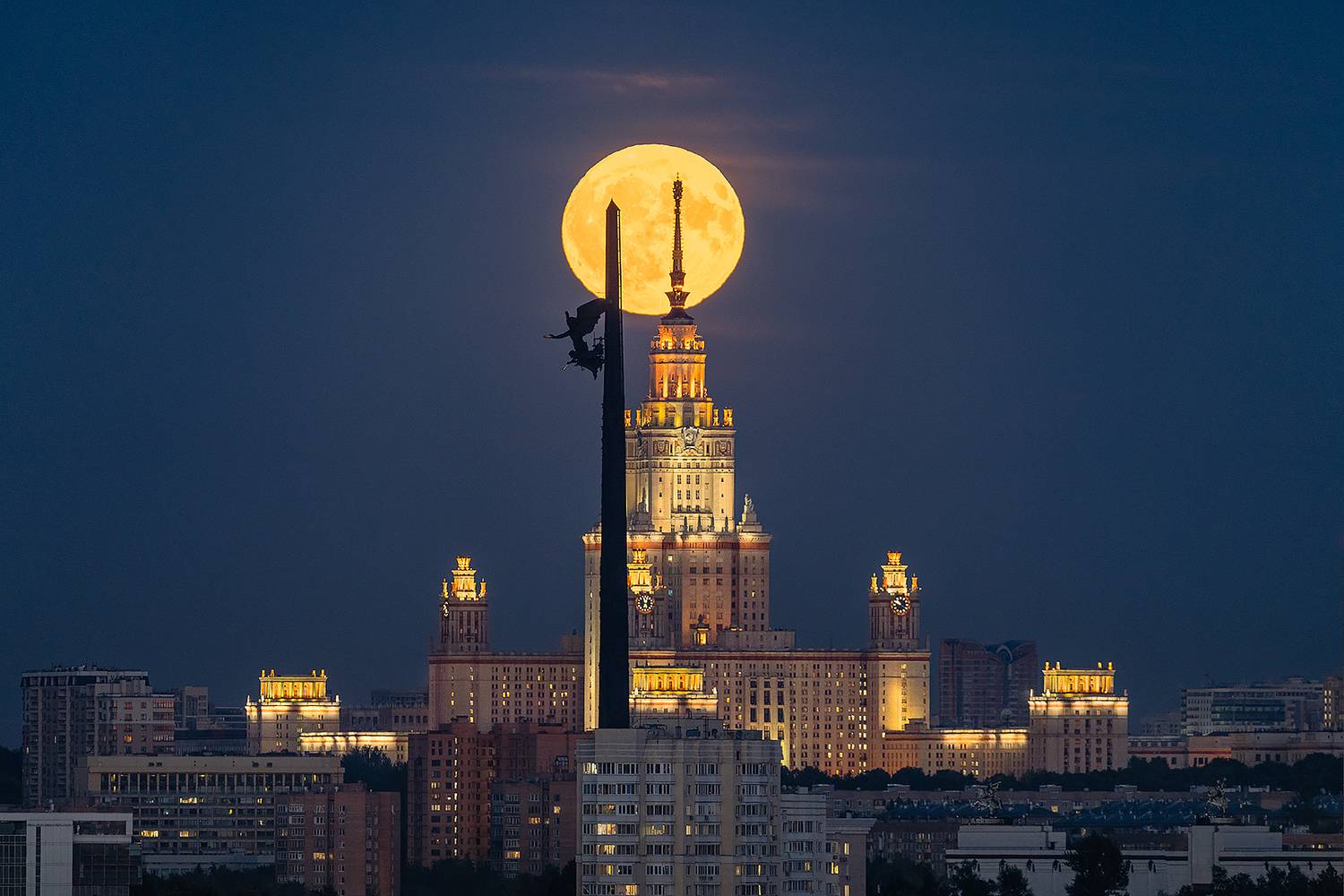 , Александр Артамонов