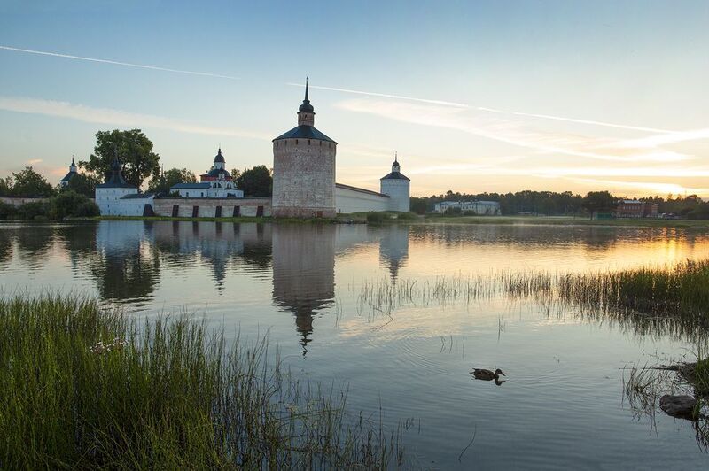 кириллов, монастырь, озеро, утка Тишина в Кириллове фото превью