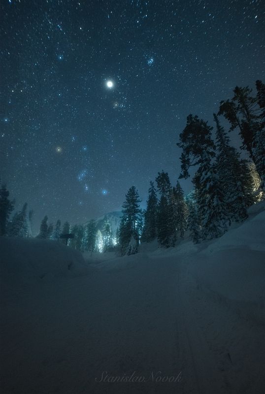 Звездная ночь у горы Мамай фото превью