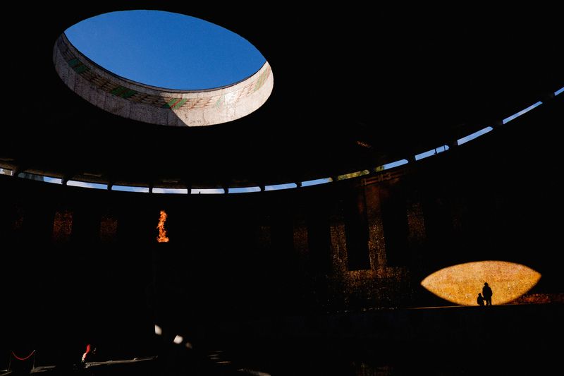 Свет фото превью