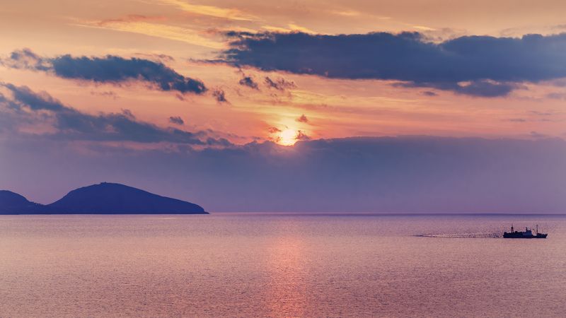 коктебель, коктебельский залив, крым На закате дня фото превью