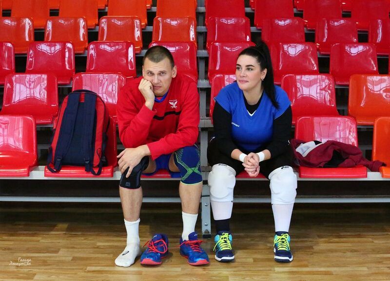 спортсмены, баскетбол, спортивный зал, проигрыш После матча фото превью