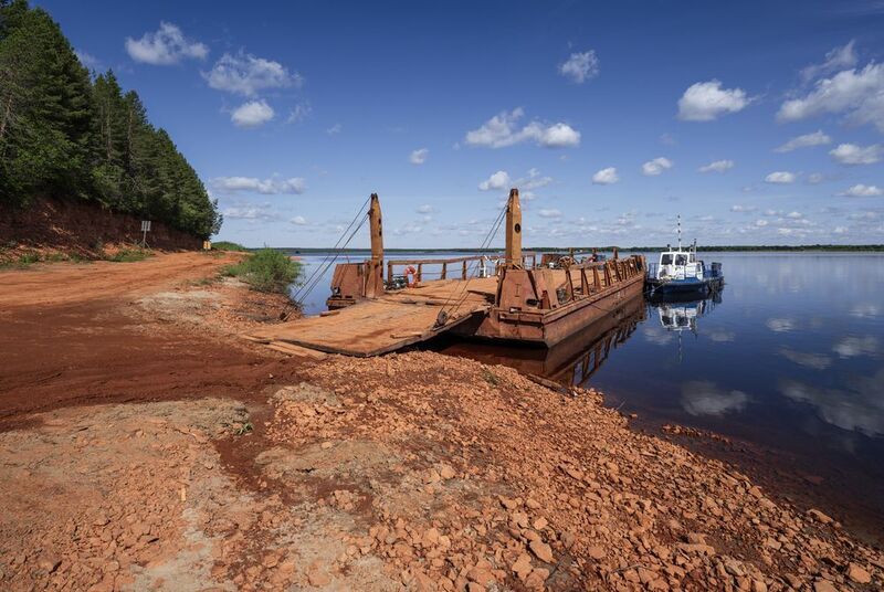 мезень, лешуконское, лешуконье, лешукония, паром, архангельская область. Паромы на Мезени фото превью