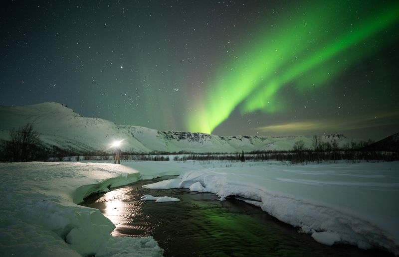 Полинка под Авророй) фото превью