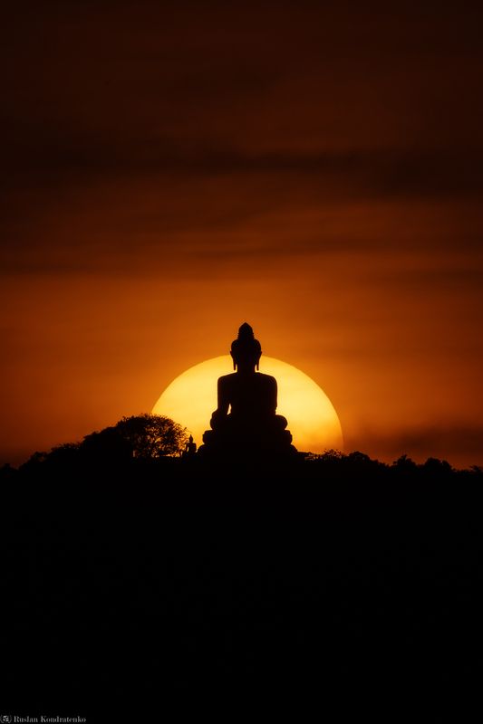 статуя большого будды, пхукет, прострел, закат Статуя Большого Будды на Пхукете на закате фото превью