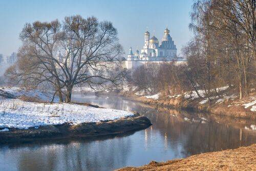 В конце марта