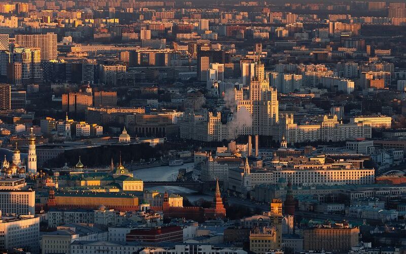 Winter sunset in Moscow фото превью
