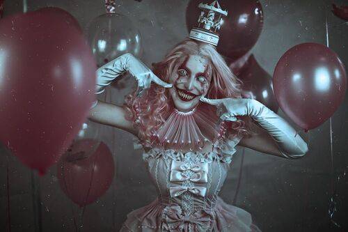 Г о л о д н а я   М о л л и 