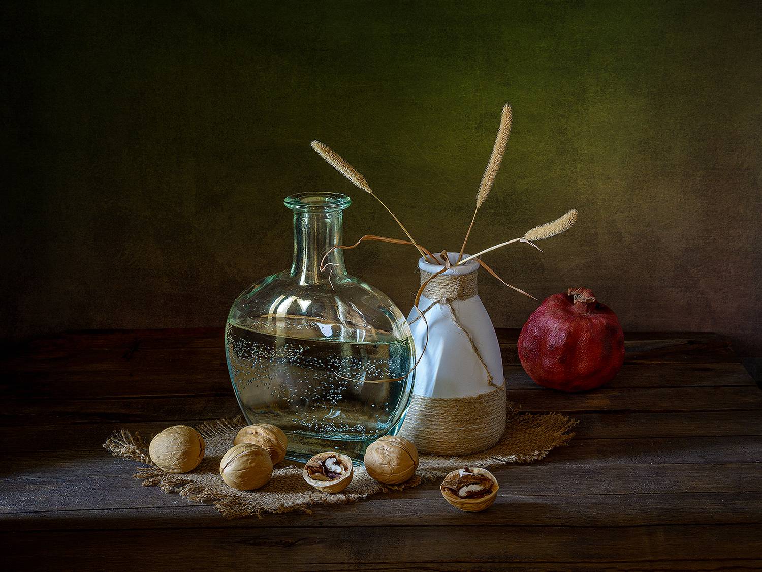 бутылка, тимофеевка, орехи, мешковина, декоративная ваза, трава, Алексей Бычков