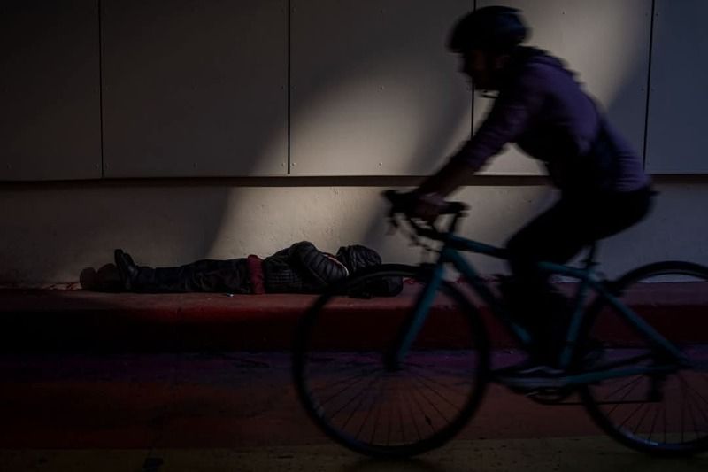 streetphotography, street, fotografía callejera, bastian cifuentes araya, periodista furioso, streetphoto, street photo, street photography, paso bajo nivel de bandera, bandera, SIN TÍTULO фото превью