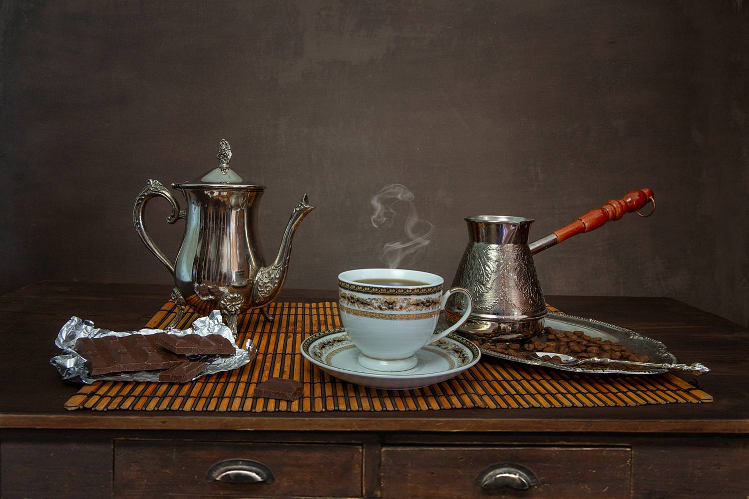 натюрморт,кофе,шоколадка,турка,кофейник,блюдце,чашка, Алла Шевченко