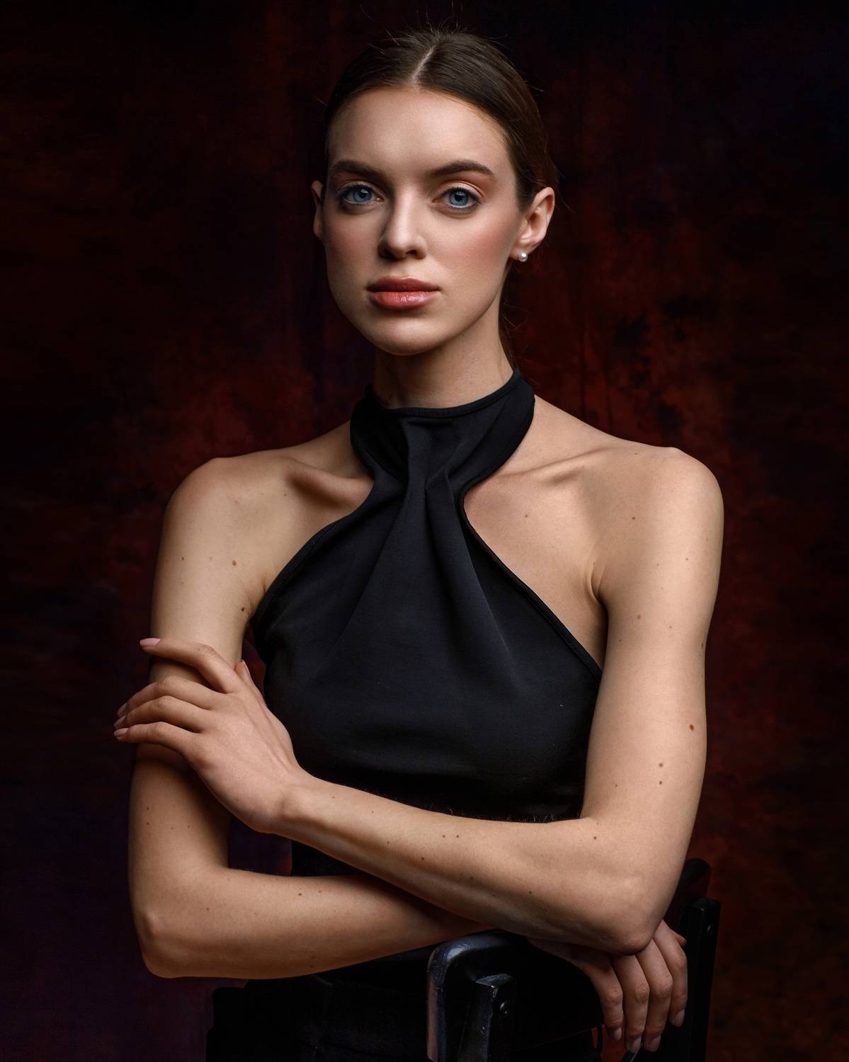 девушка взгляд портрет студия, Герасимов Михаил