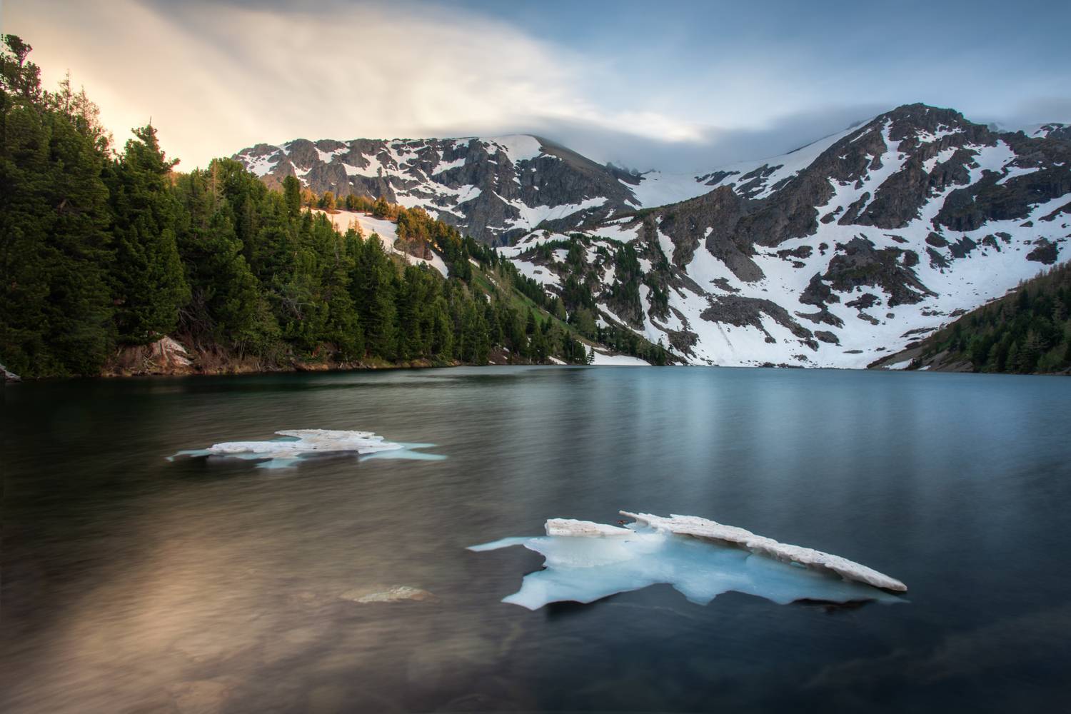 алтай, горный алтай, пейзажи алтая, усть-коксинский район, горное озеро, начало лета, горы, летний алтай, горная тайга, Рубан Елена