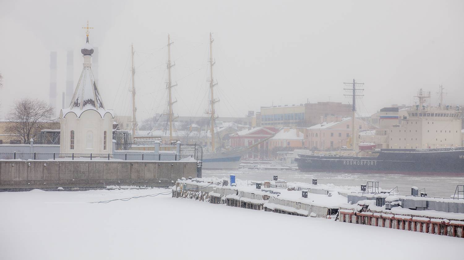,  александр михайлов