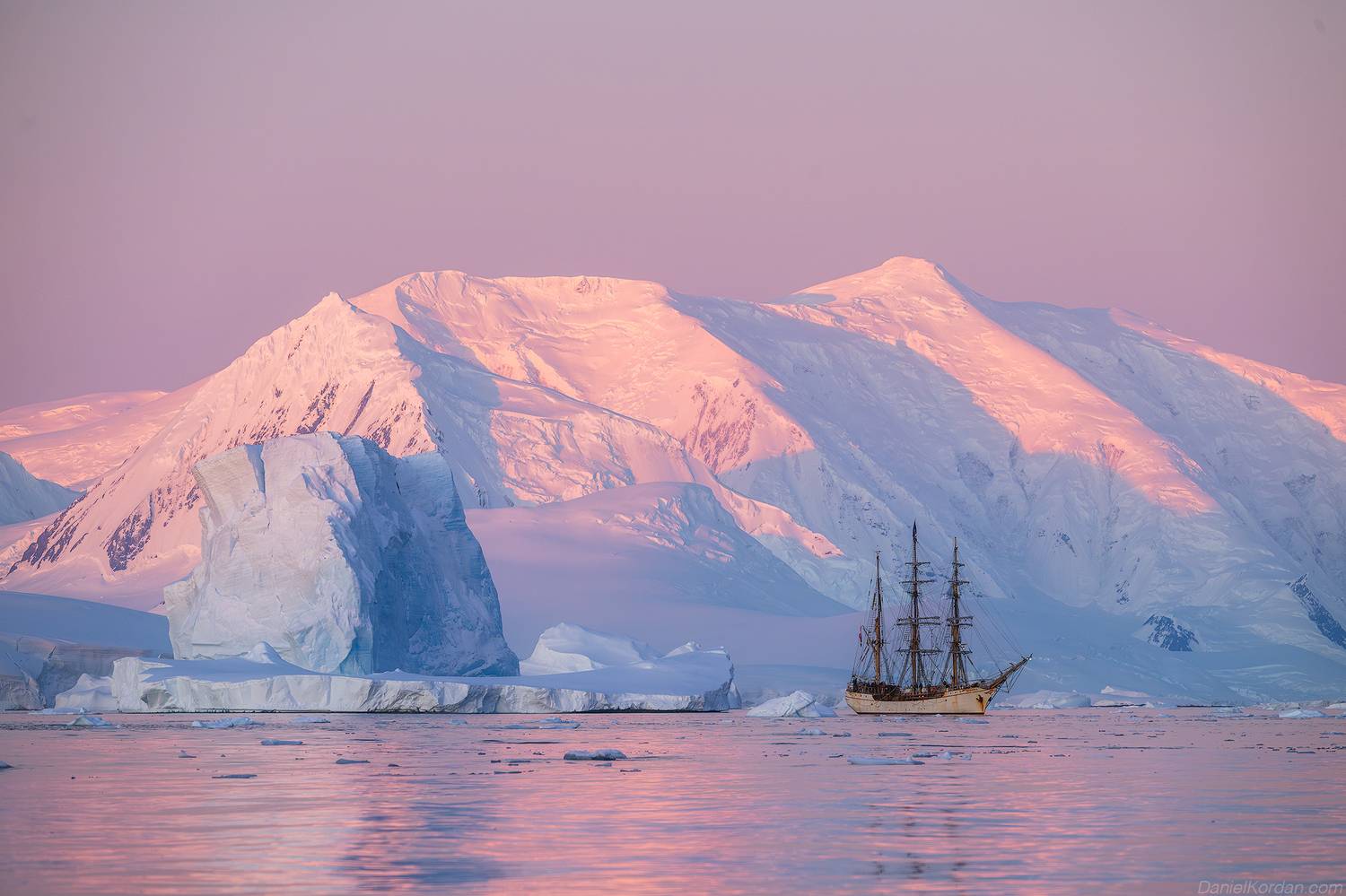 Antarctica, Даниил Коржонов