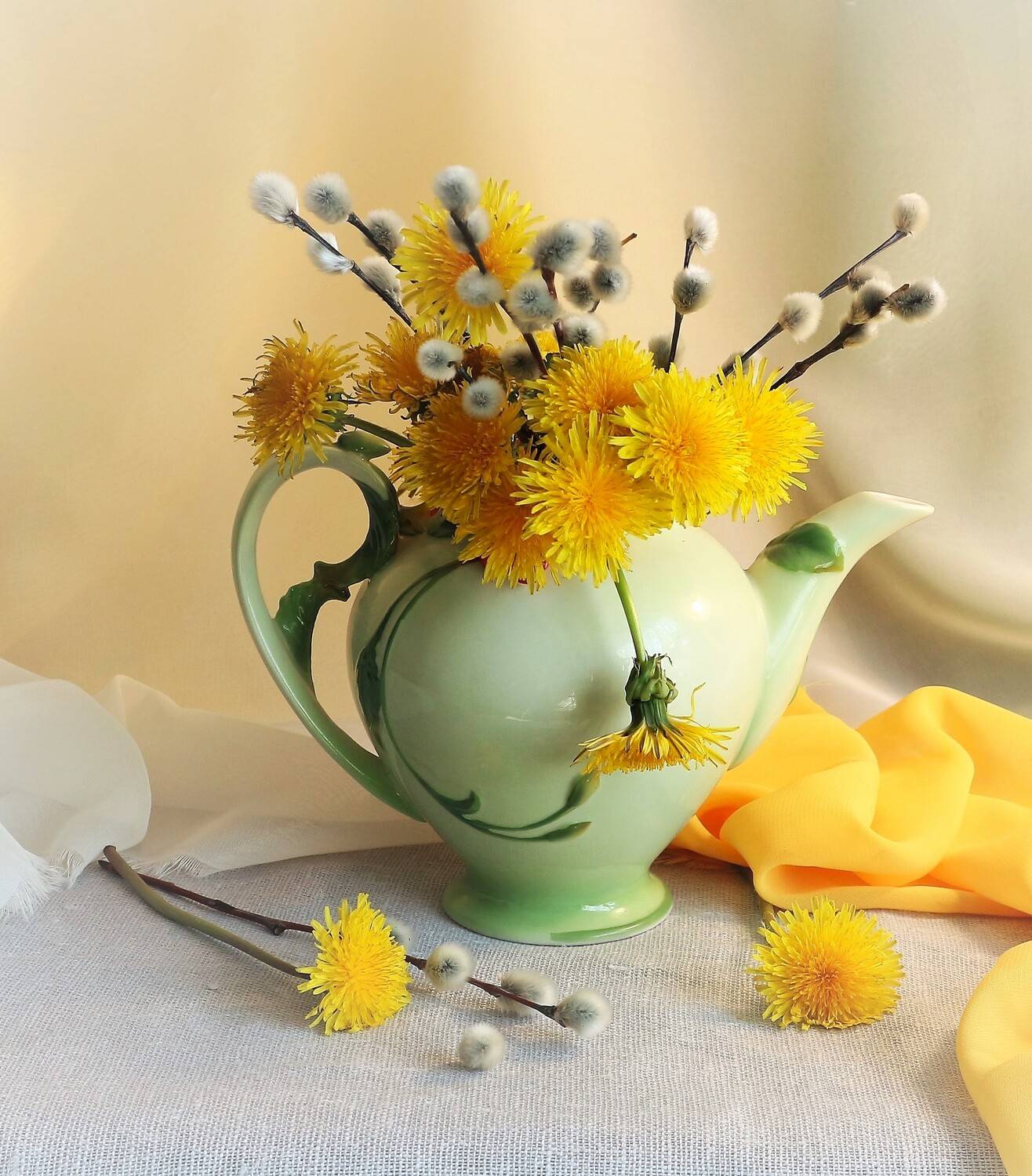 , Людмила Хрусталева*