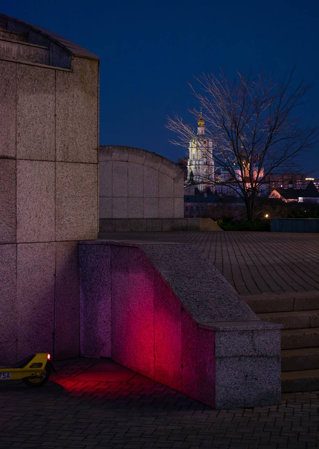 москва, вечер, самокат, свет, цвет, храм, Виктор Климкин