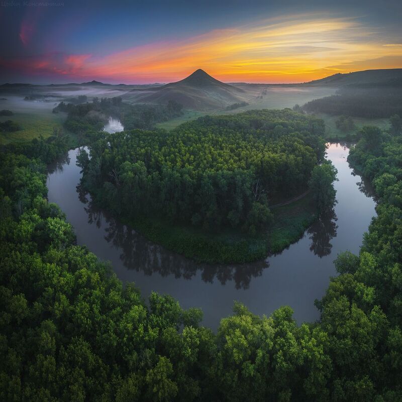 башкортостан, южный урал, уральские горы Река Дёма и холм Сусак-Тау фото превью