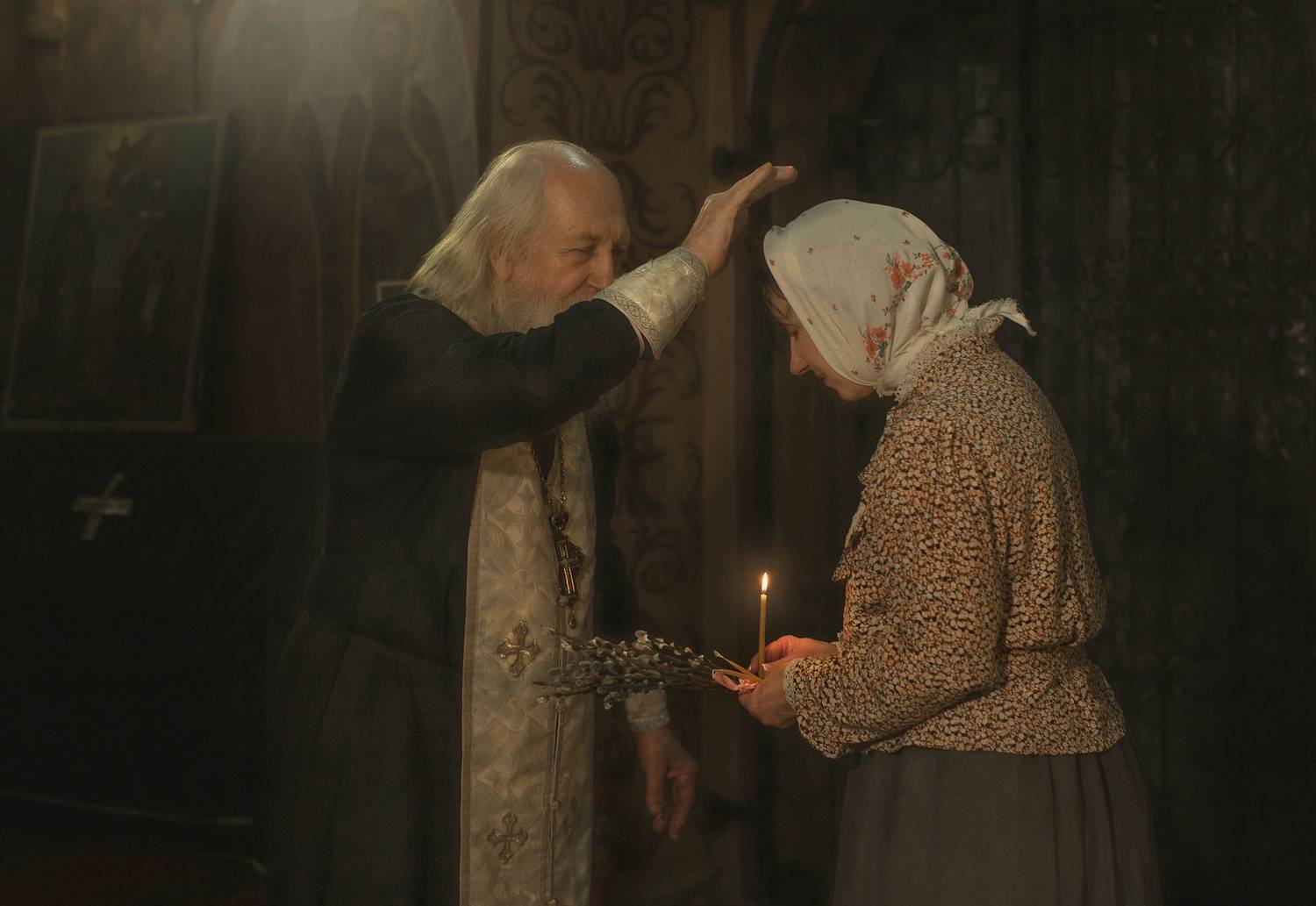 храм, любовь, доброта, вера, молитва, икона, свеча, семья, Шепелева Татьяна