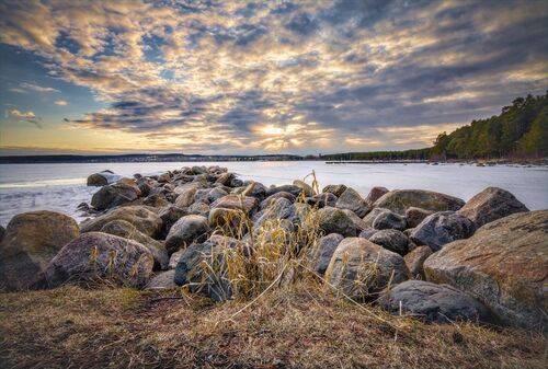 Вечер в Карелии в начале весны