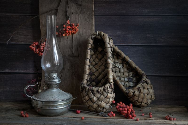 лапти, керосиновая лампа, старина Эх, лапти мои, лапти лыковые... фото превью