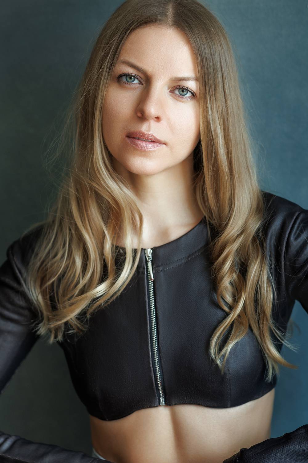 лицо, портрет, цвет, печать, девушка, длинные волосы, блондинка, зеленые глаза, Ведмеденко Оксана