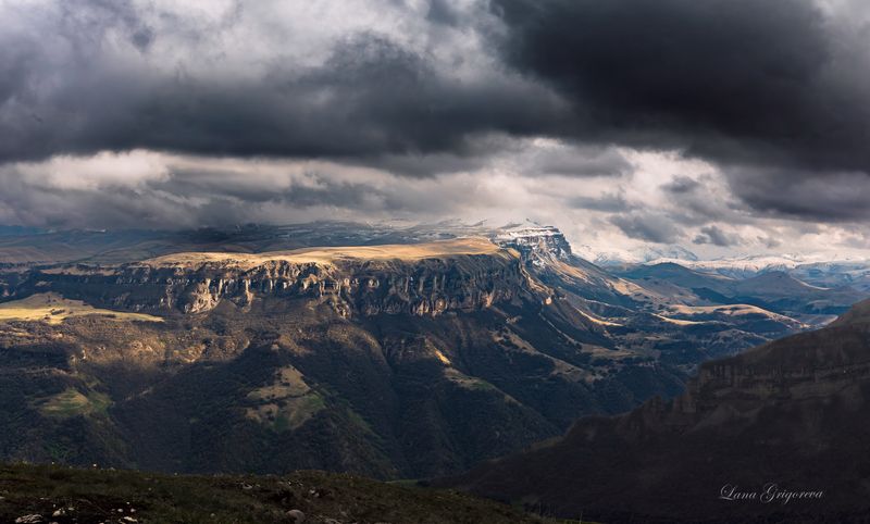 пейзаж, горы, облака, приключения Свет пробьется всегда) фото превью