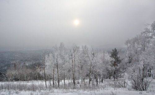Свет пробивается
