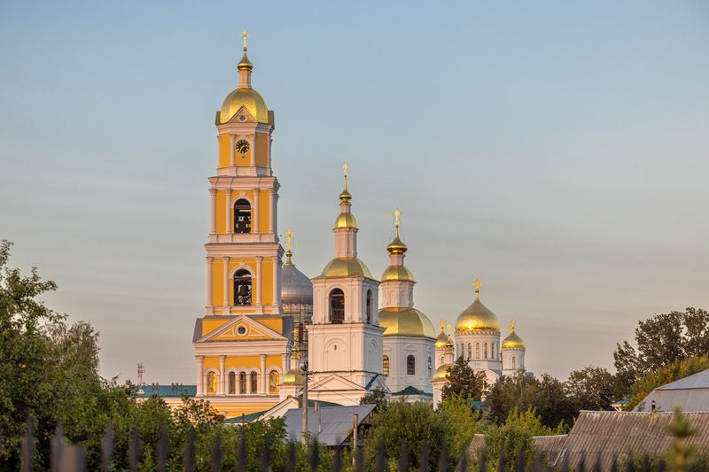 Четверная Обитель Пресвятой Богородицы. Дивеево фото превью