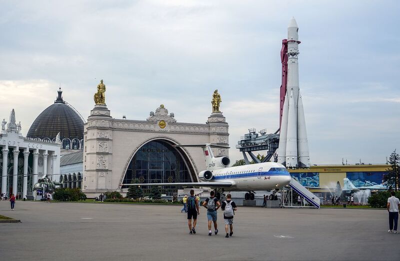 С Днём авиации и космонавтики! фото превью