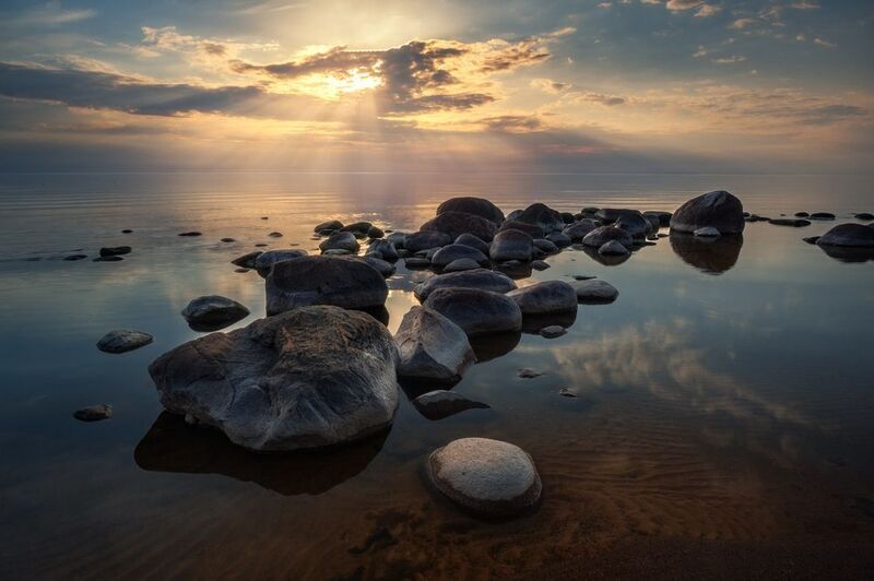 calm in the sunset фото превью