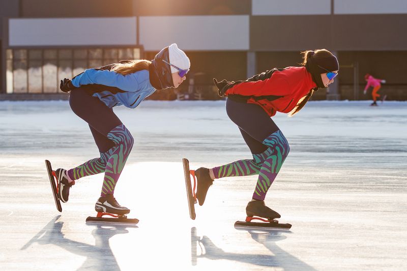 конькобежцы, спорт, спортивный фотограф, закат Конькобежцы фото превью
