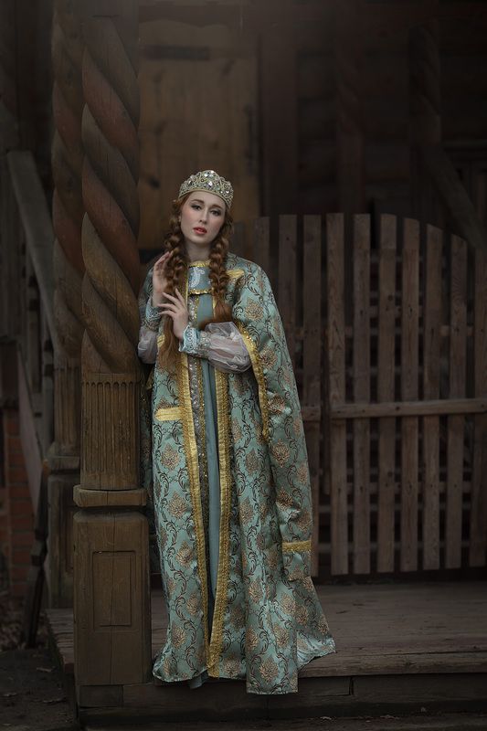 Девушка, кокошник, русский костюм, терем Маша фото превью