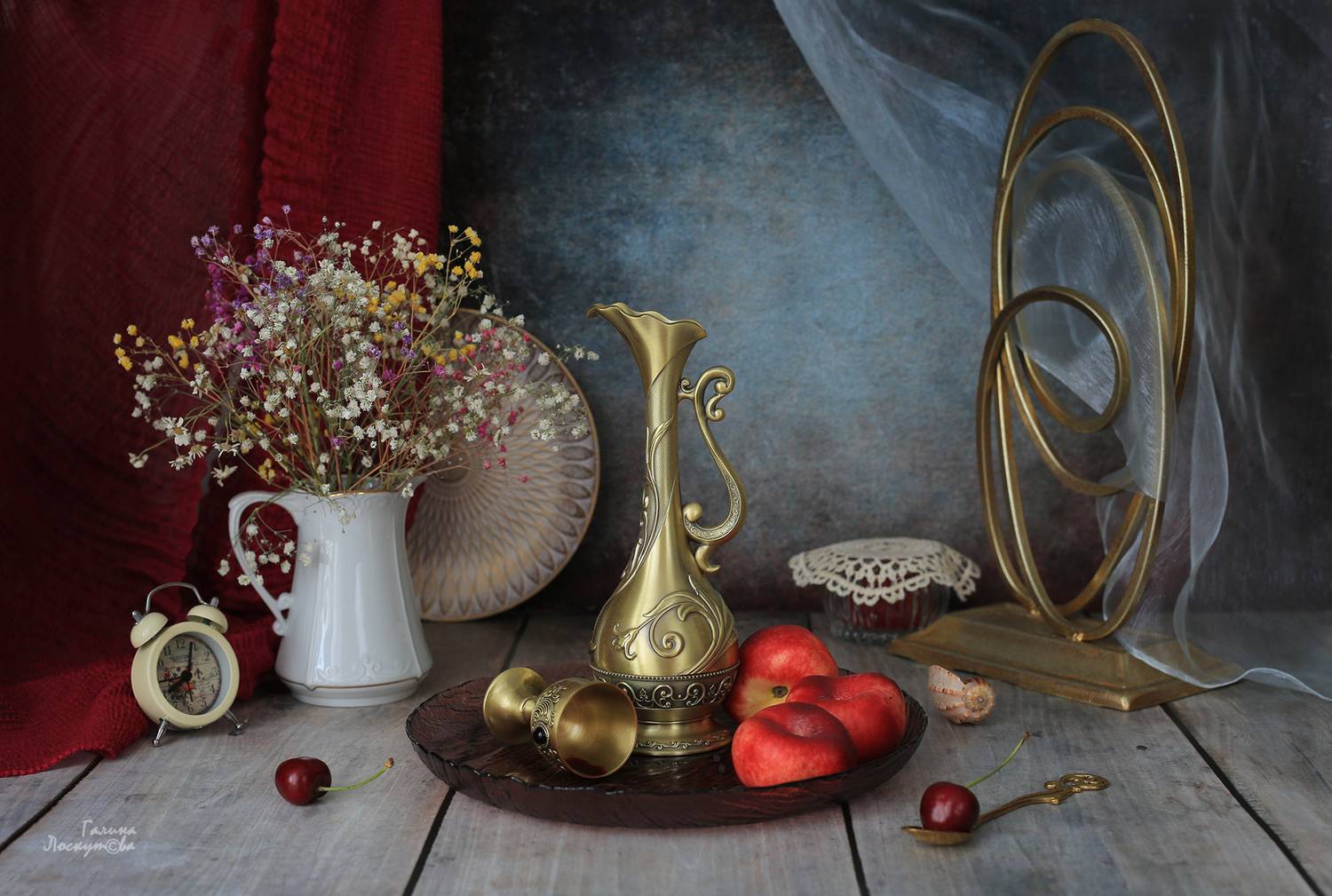 графин, вуаль, часы, молочник, блюдо, рюмка, тарелка, ложка, раковина, вишня, Галина Лоскутова