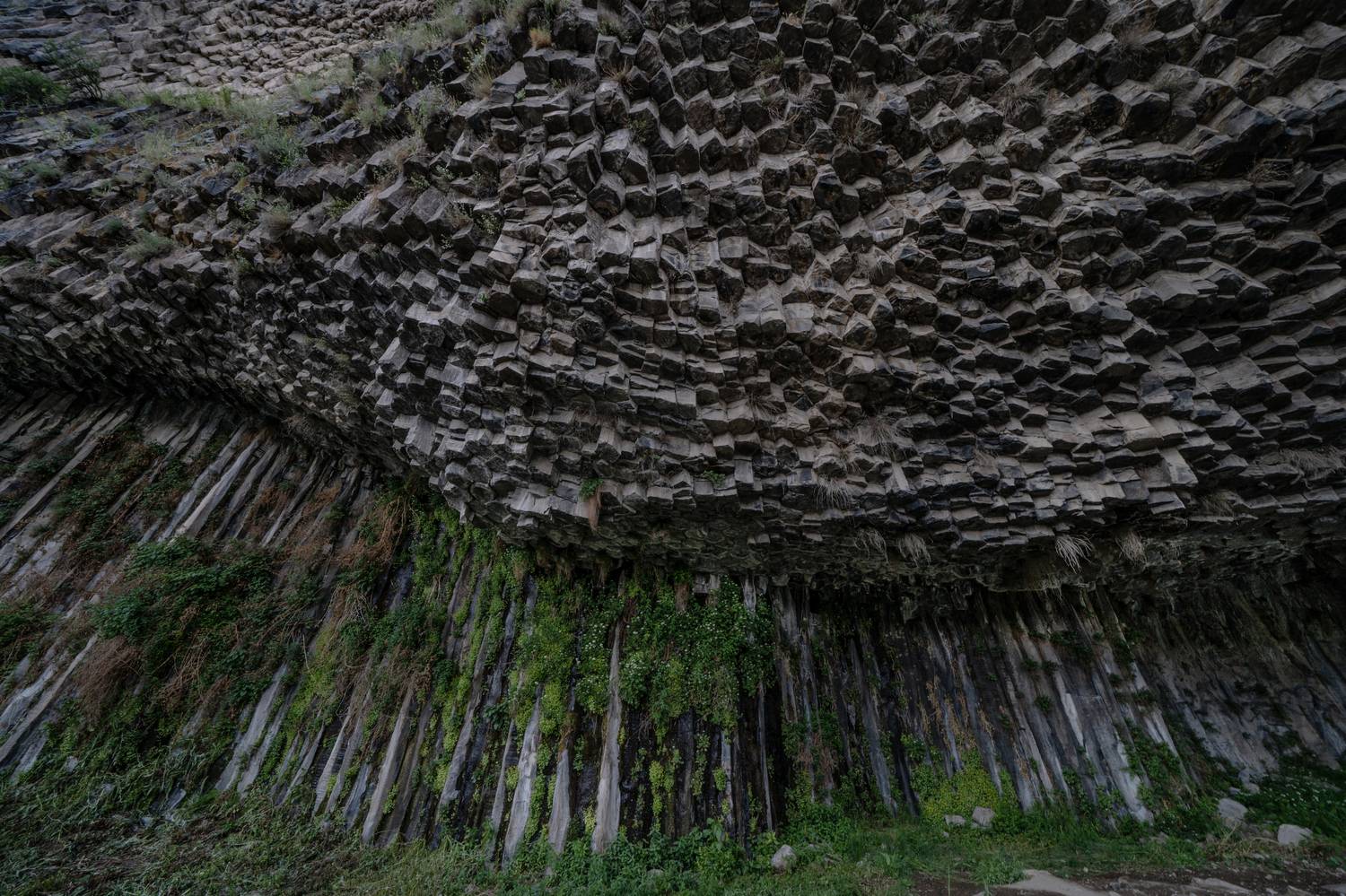 Армения, посёлок Гарни, ущелье реки Азат, Симфония камней, Гаврилов Юрий