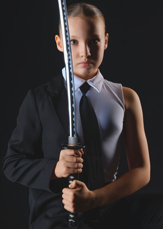 катана. клинок, портрет Молодой самурай фото превью