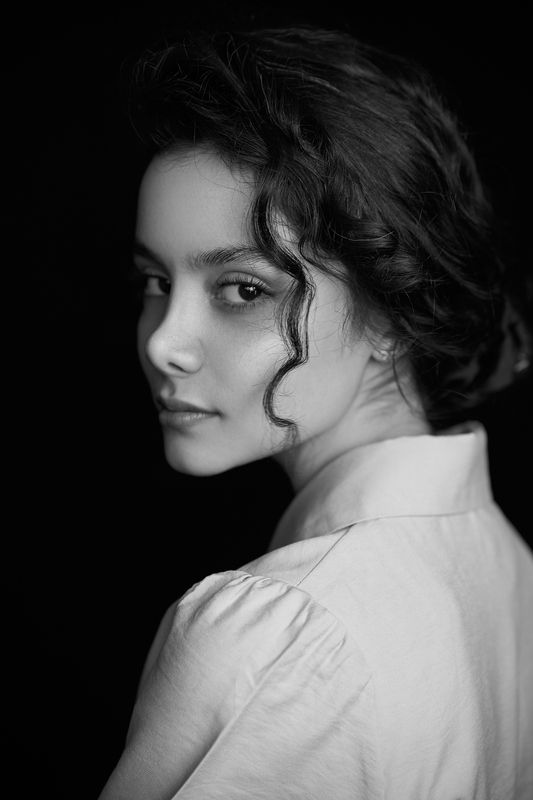 #portrait #fineart #studioshot #dramaticportrait Untitled фото превью