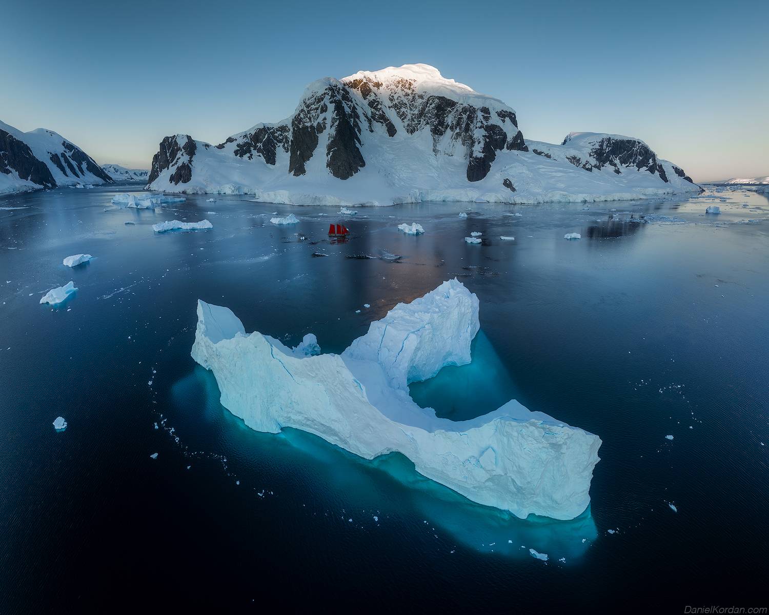 Antarctica, Даниил Коржонов