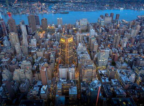 Над Нью-Йорком