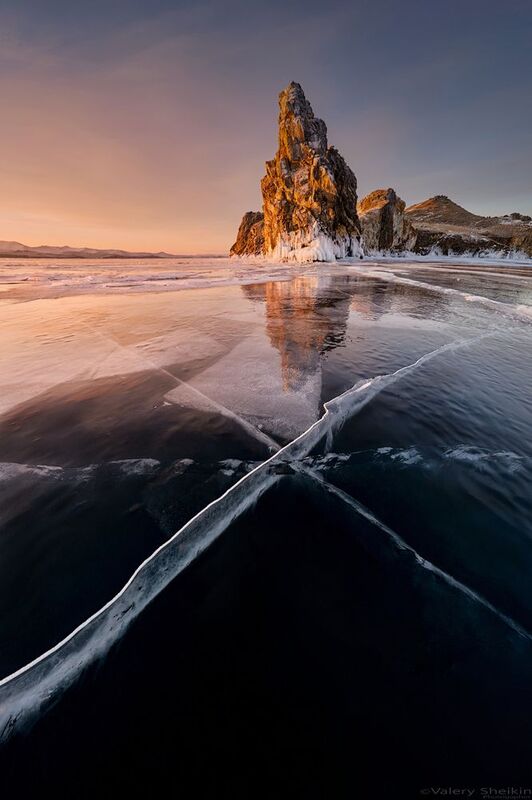 Вечером Байкальский лед особенно хорош... фото превью